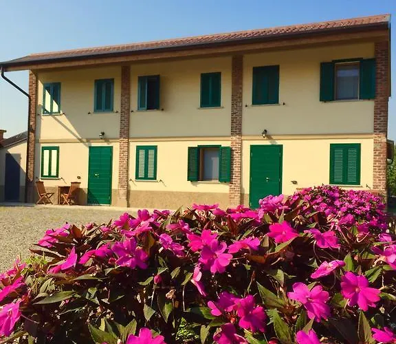 Cascina Battivacco Çiftlik konaklama